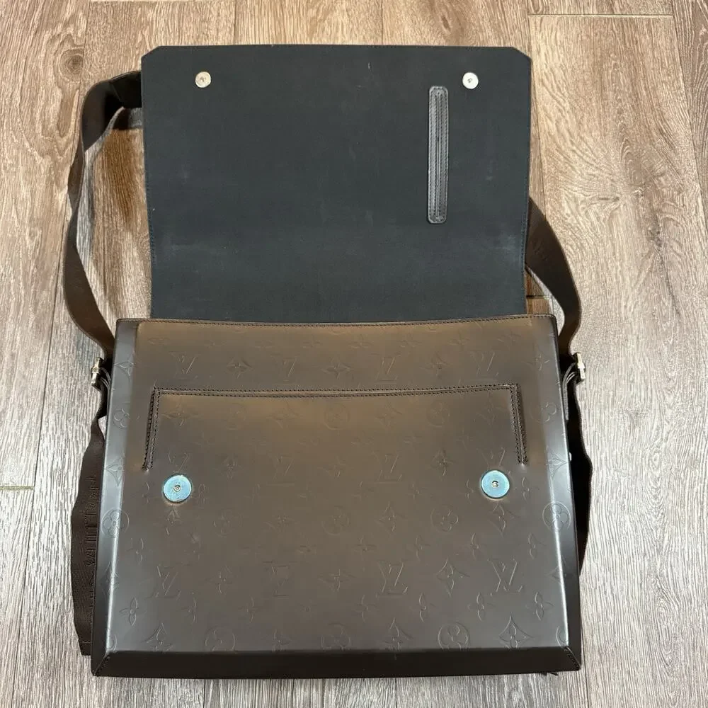 Louis Vuitton Fonzie Handbag Monogram Glace Leather